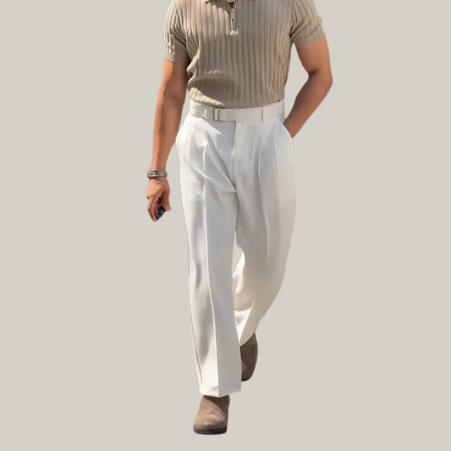 Baltere's Men's High-Waisted Pleated Trousers white, showcasing the elegant fit and classic front pleats.